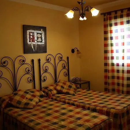 Rosal- Solo Familias Y Parejas Landsted *